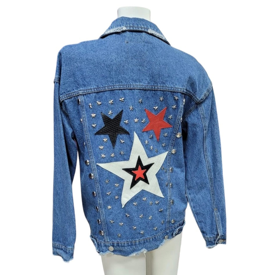 Chaqueta de Mezclilla con Adornos de Estrellas
