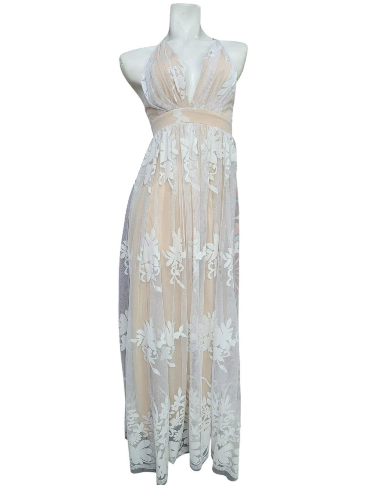 Vestido de Fiesta con Escote Abierto con Detalle de Lentejuelas