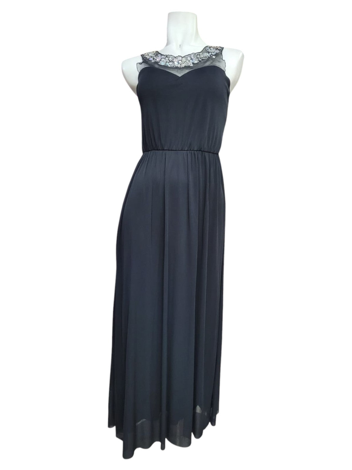 Vestido Fiesta Negro de Gasa con Detalle Cuello Brillantes