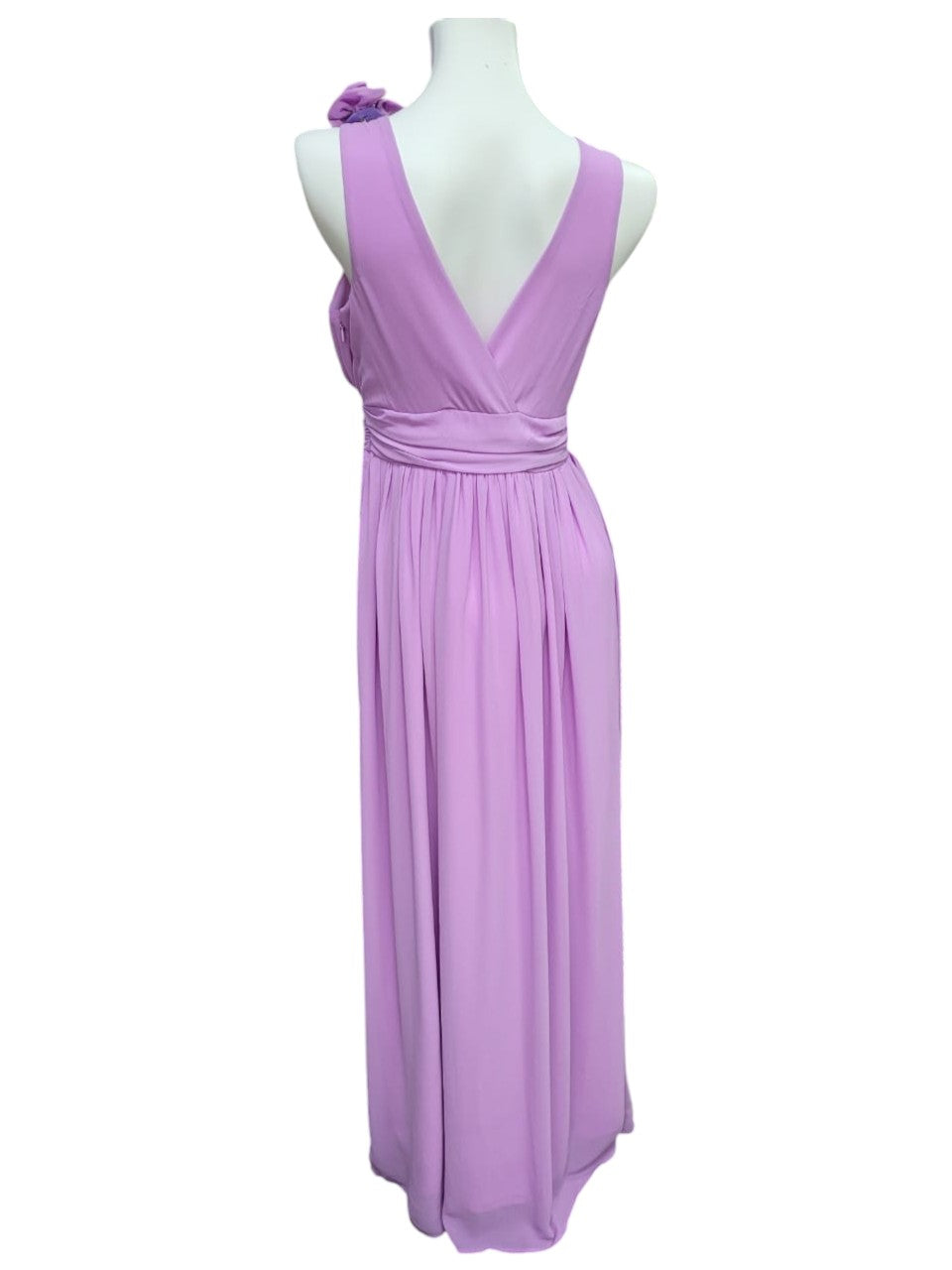 Vestido Largo de Gasa con Espalda Descubierta – Elegancia y Sensualidad en Cada Color