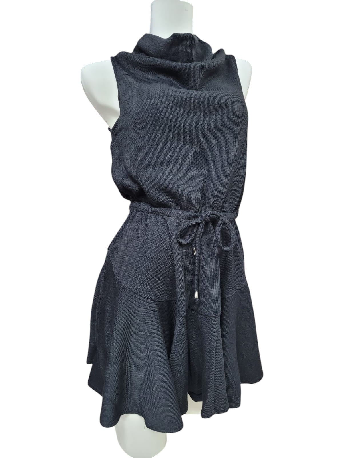 Vestido Corto de Lana con Cuello Tortuga