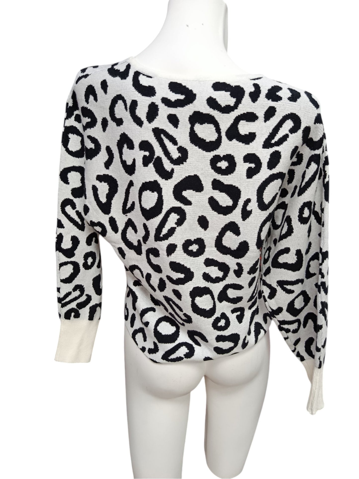 Sweater Animal Print – Atrevido, Cómodo y Siempre en Tendencia