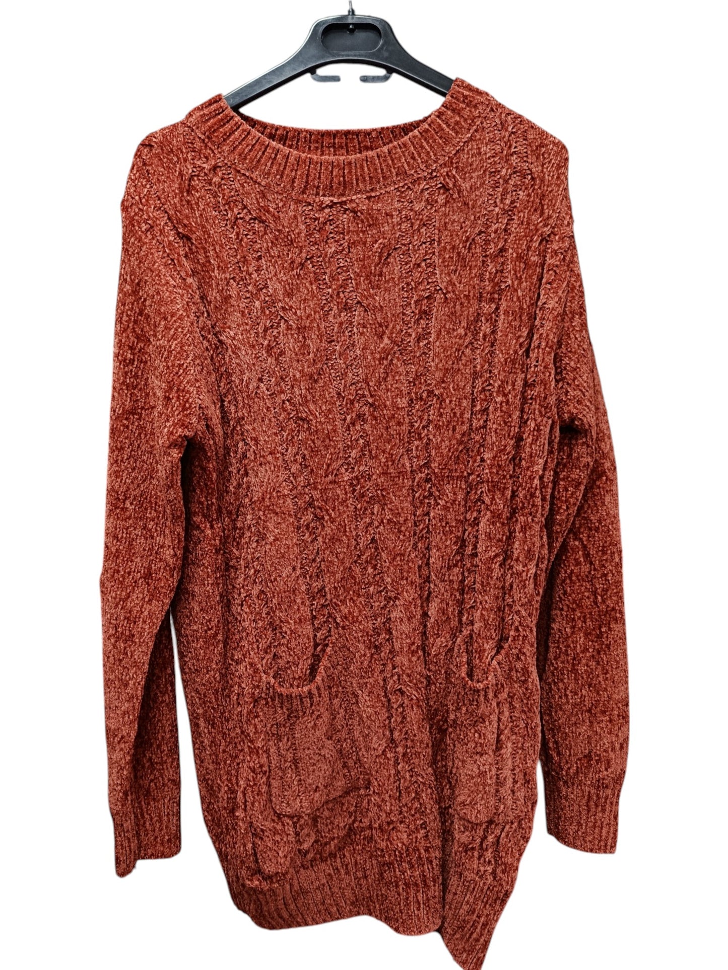 Sweater Chenille Cuello Redondo – Suavidad que Enamora, Estilo que Acompaña