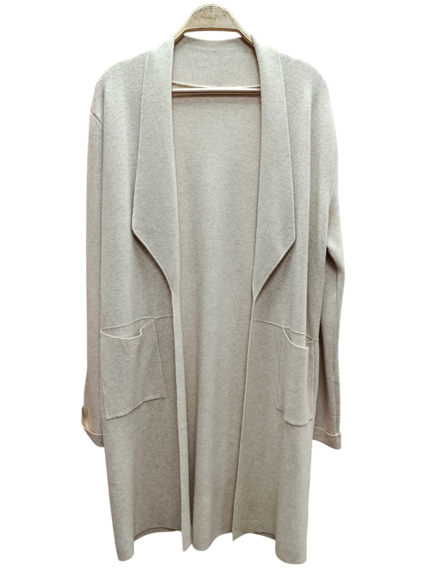 Cardigan de Lana – Calidez y Estilo en una Sola Prenda