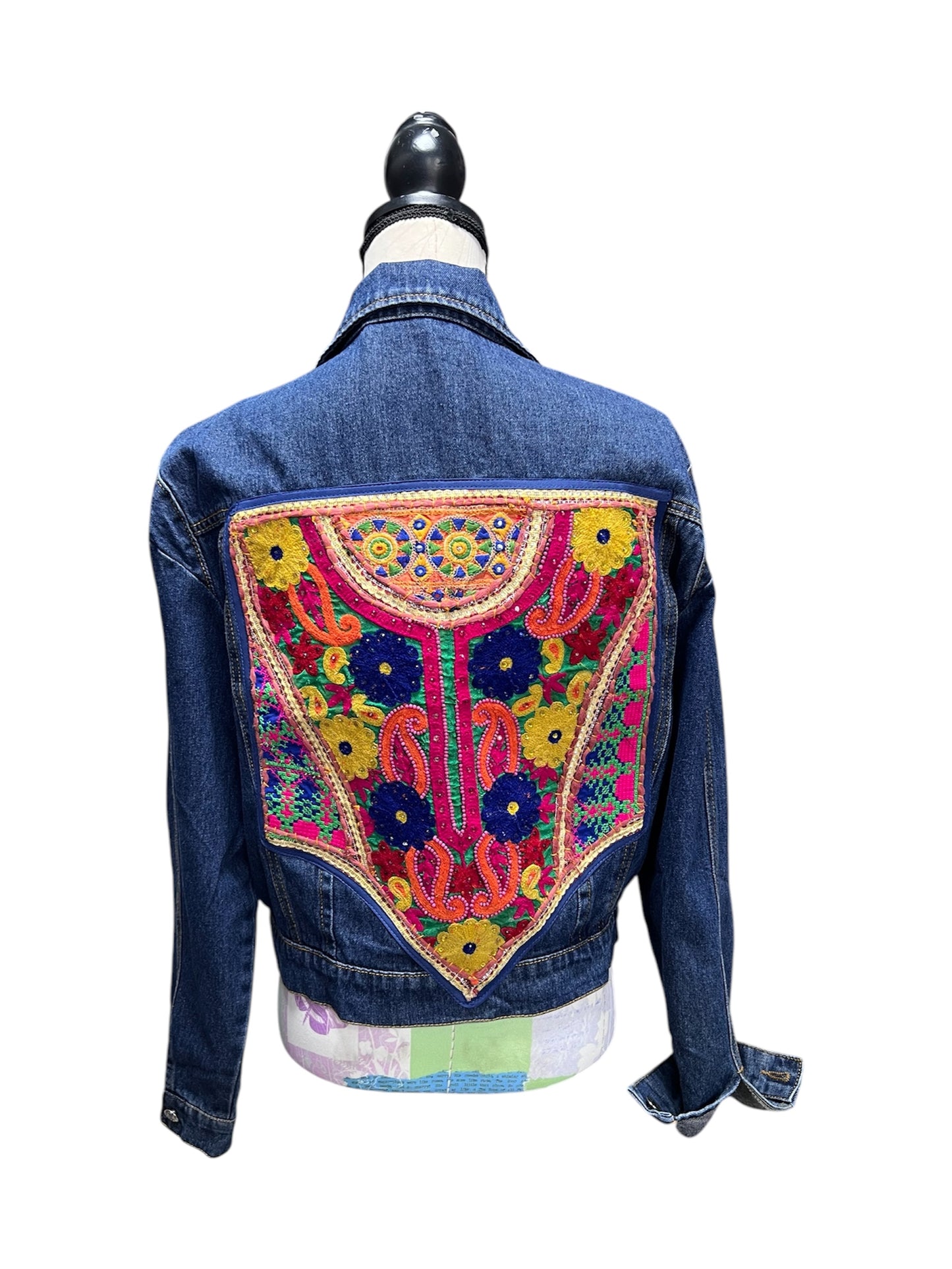 Chaqueta Mezclilla Intervenidas a Mano