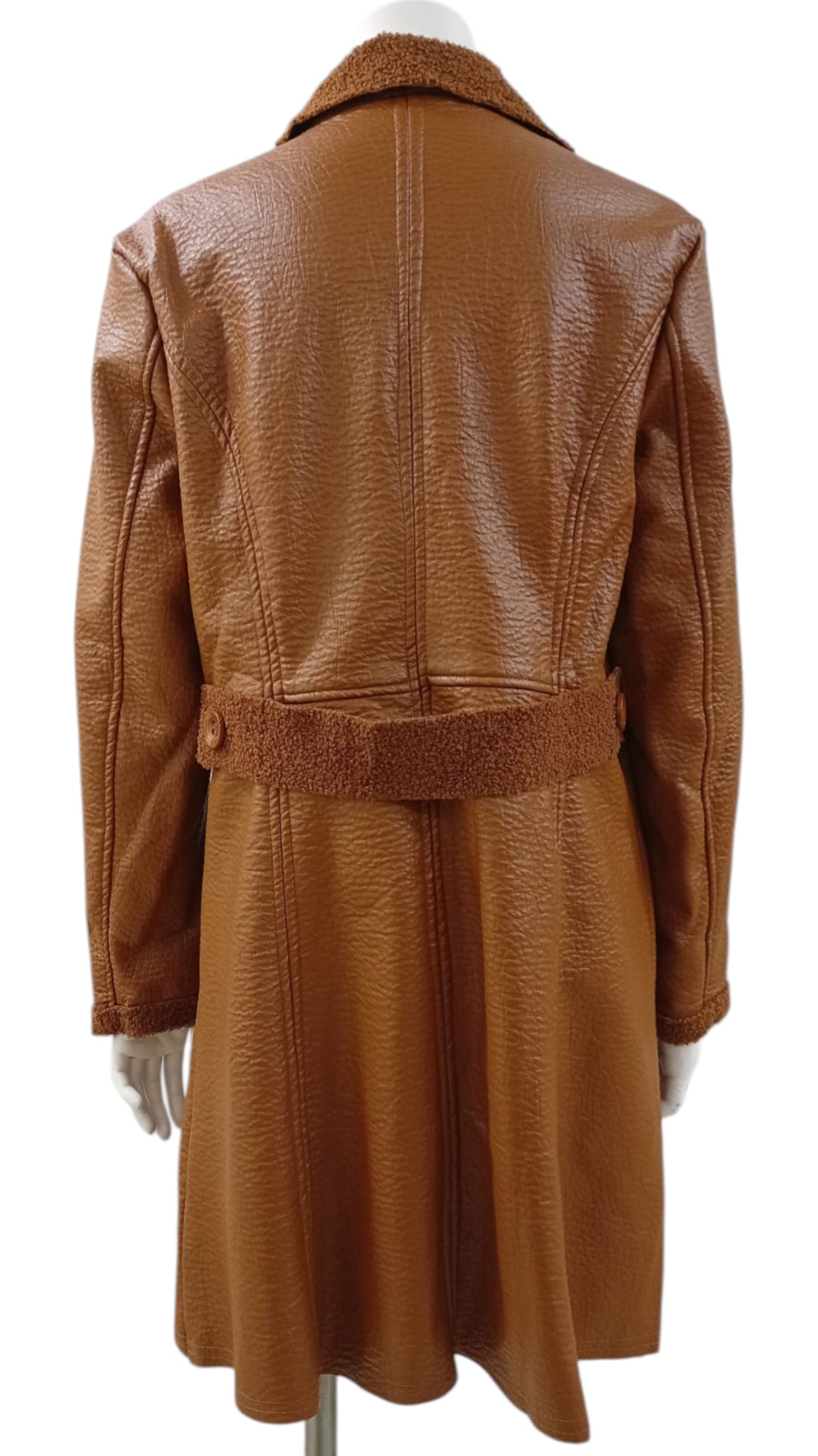 Chaqueta Reversible – Elegancia y Abrigo para el Invierno