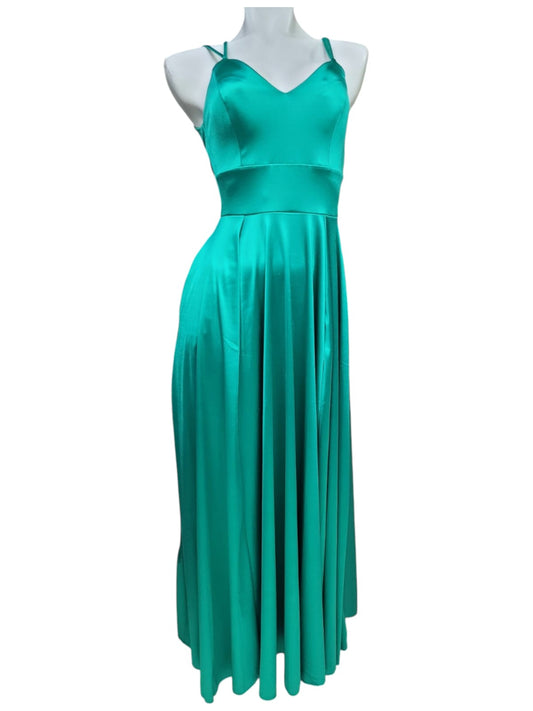 Vestido de Fiesta Verde satén elasticado con tirantes al hombro