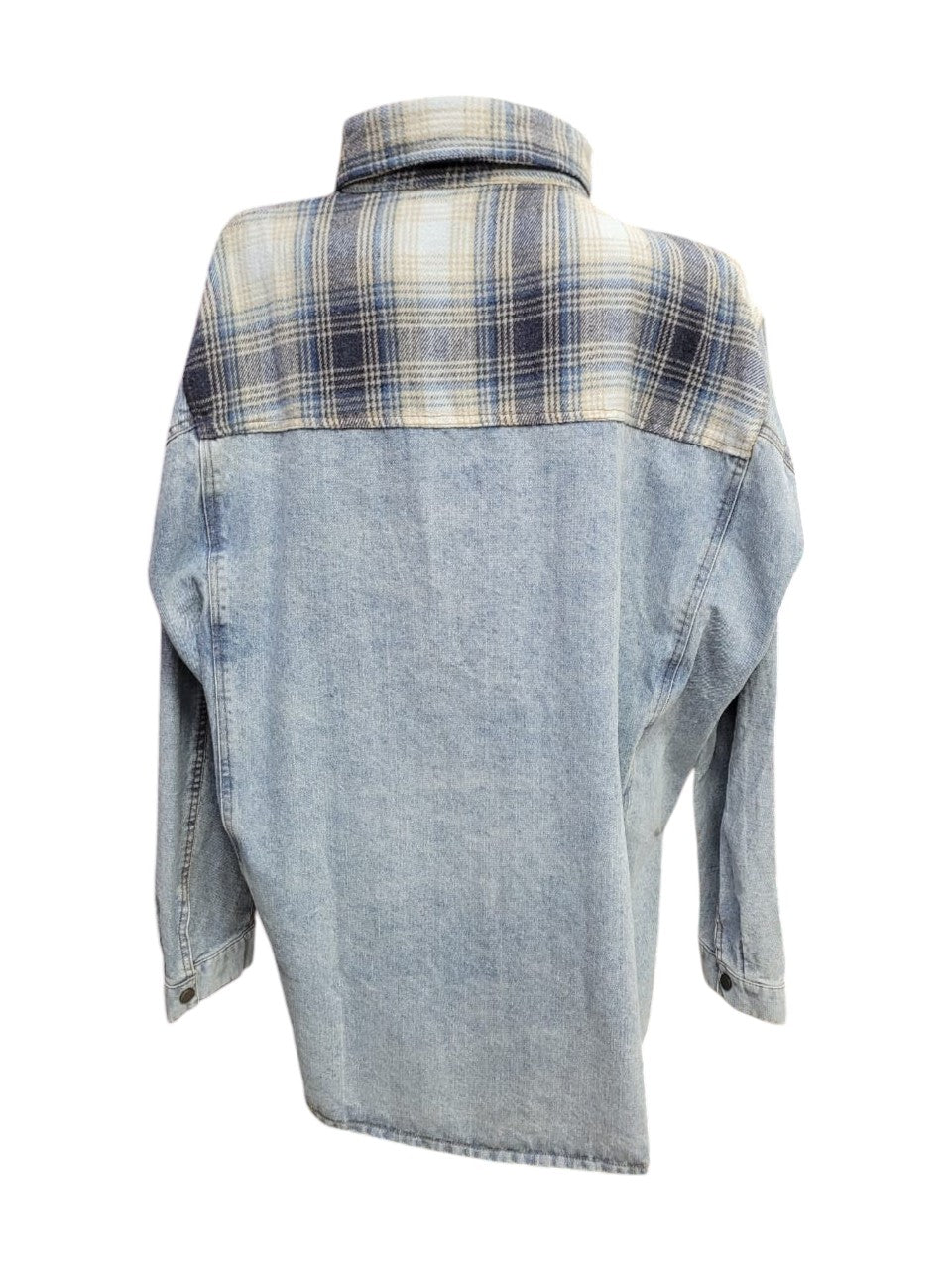 Camiseta Oversize Tipo Escocesa de Mezclilla – Estilo Relajado con un Toque Único