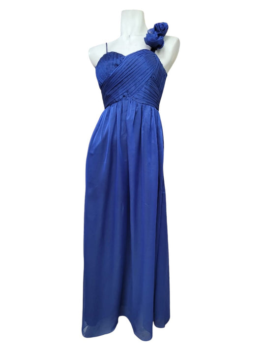 Vestido Fiesta con Detalle de Tirante con adorno de Flor