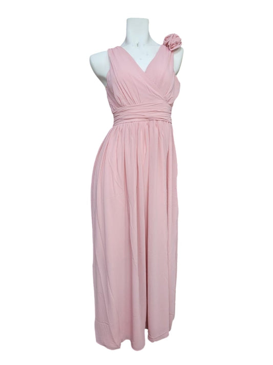 Vestido Largo de Gasa con Espalda Descubierta – Elegancia y Sensualidad en Cada Color