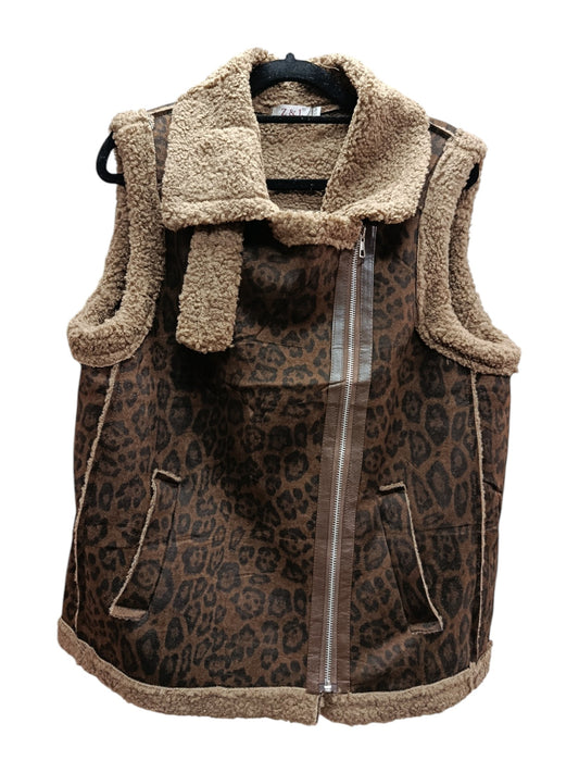 Chaqueta sin Mangas Animal Print – Un Toque Salvaje con Calidez Inigualable