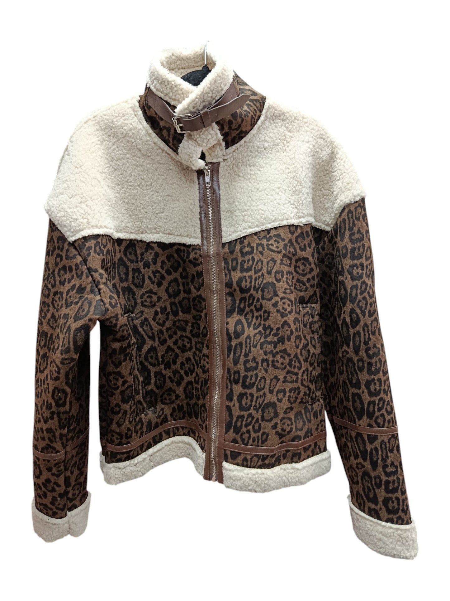 Chaqueta Animal Print con Forro de Lana – Estilo Audaz y Abrigo Total