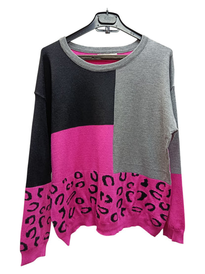 Suéter de Diseño Cuadrado y Animal Print – Estilo en Contrastes