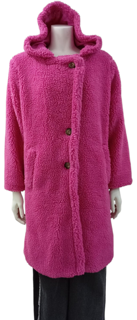 Abrigo Morado con Capucha Tipo Corderito – Calidez y estilo para el invierno