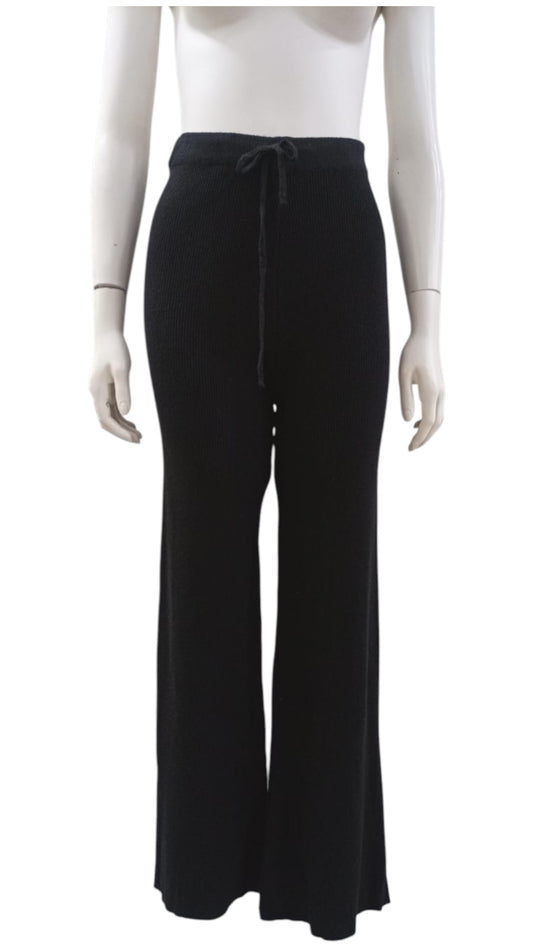 Pantalón de Lana – Estilo, Color y un Toque Salvaje