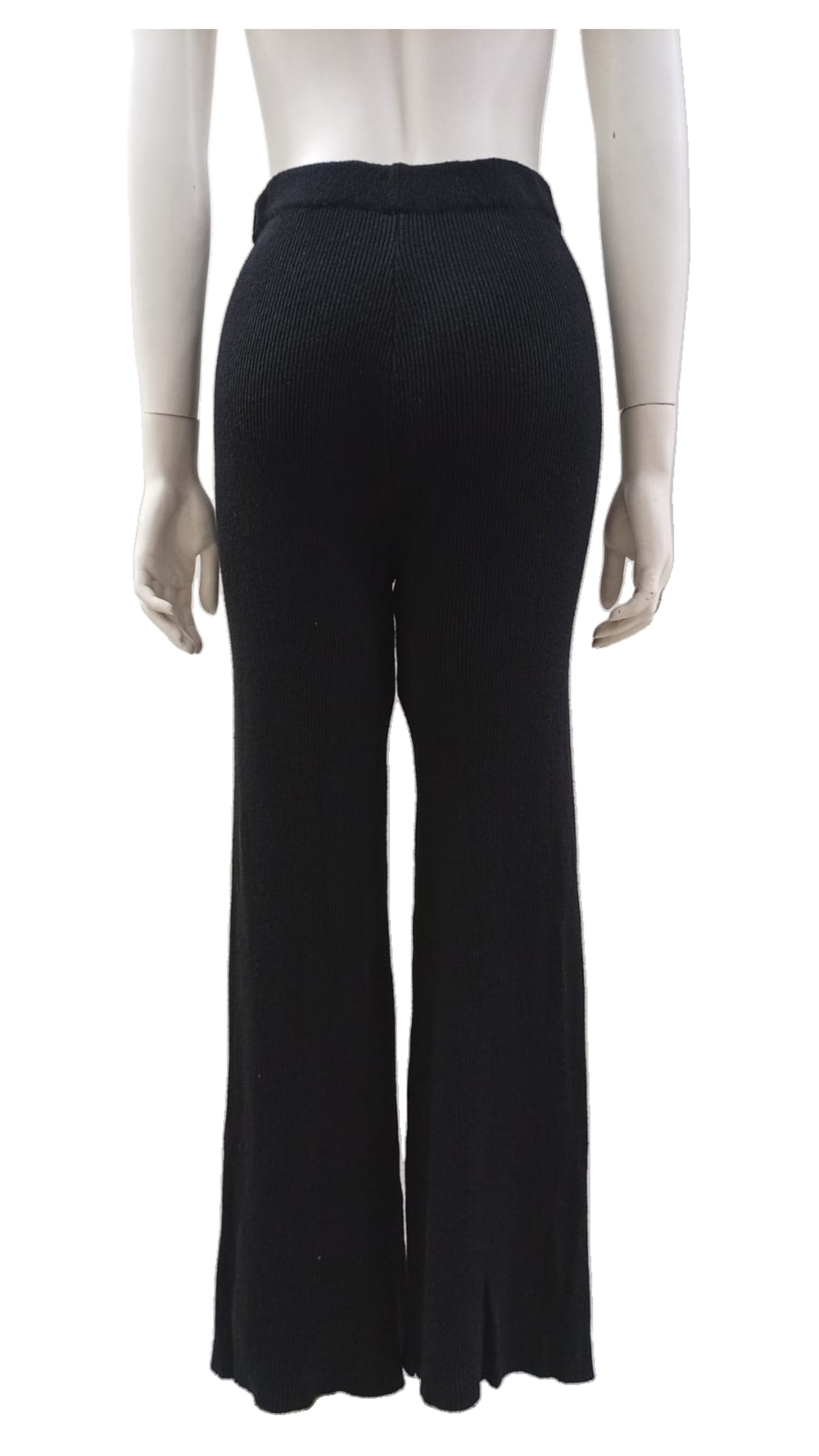 Pantalón de Lana – Estilo, Color y un Toque Salvaje