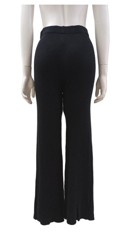 Pantalón de Lana – Estilo, Color y un Toque Salvaje