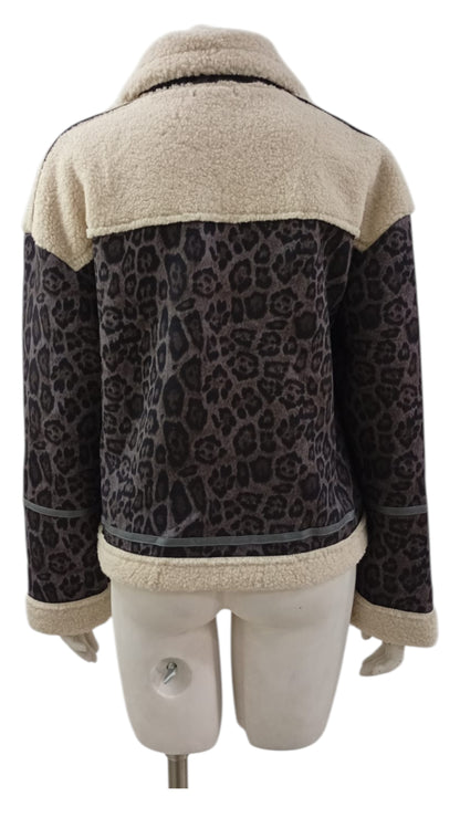 Chaqueta Animal Print con Forro de Lana – Estilo Audaz y Abrigo Total