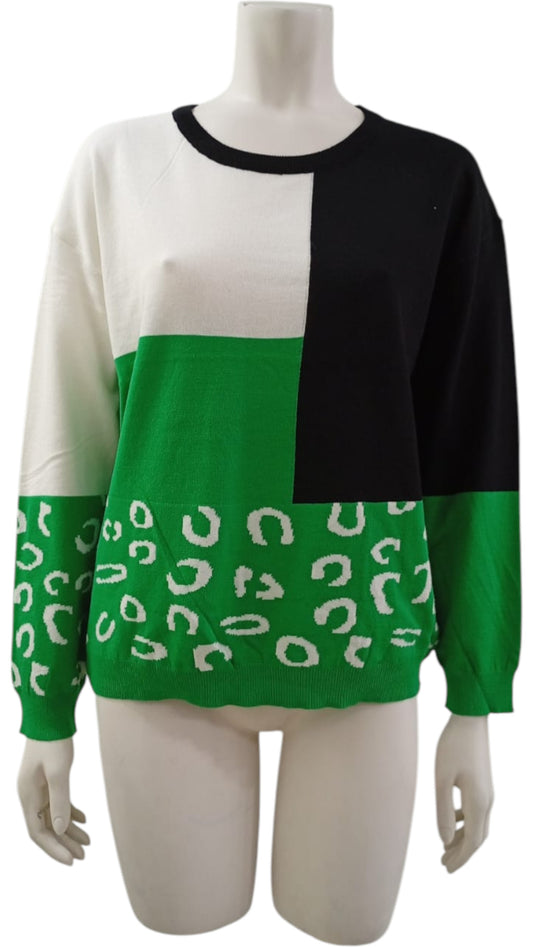 Suéter de Diseño Cuadrado y Animal Print – Estilo en Contrastes