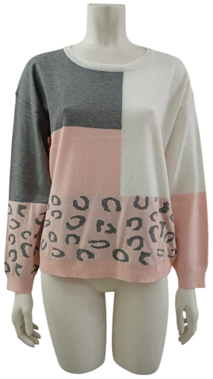 Suéter de Diseño Cuadrado y Animal Print – Estilo en Contrastes