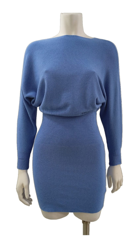 Vestido Corto de Lana – Ajustado a la Cintura