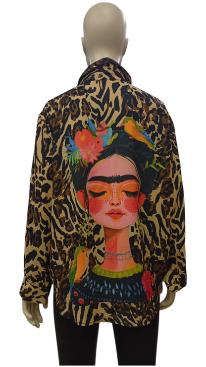 Blusa Animal Print con Estampado de Frida Kahlo