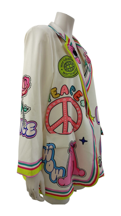 Blazer Italiano "Color & Palabras" – Blanco con Estampados Vivos