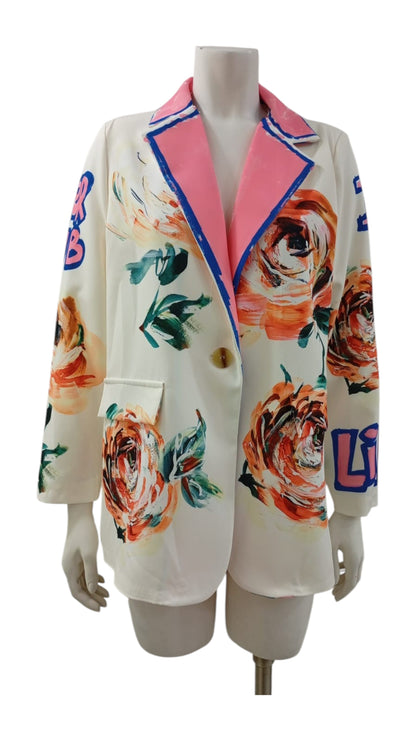 Blazer Italiano "Floral Chic" – Blanco con Estampado de Flores